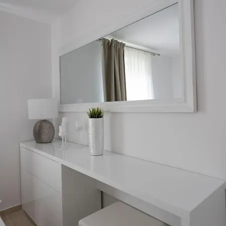 Luxury Mantinela Appartement *
