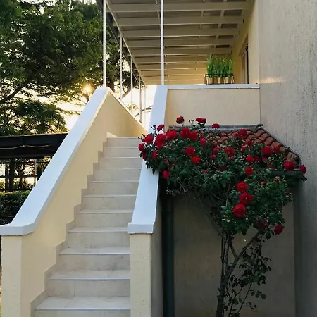 Luxury Mantinela Apartment