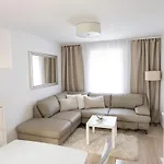 Luxury Mantinela